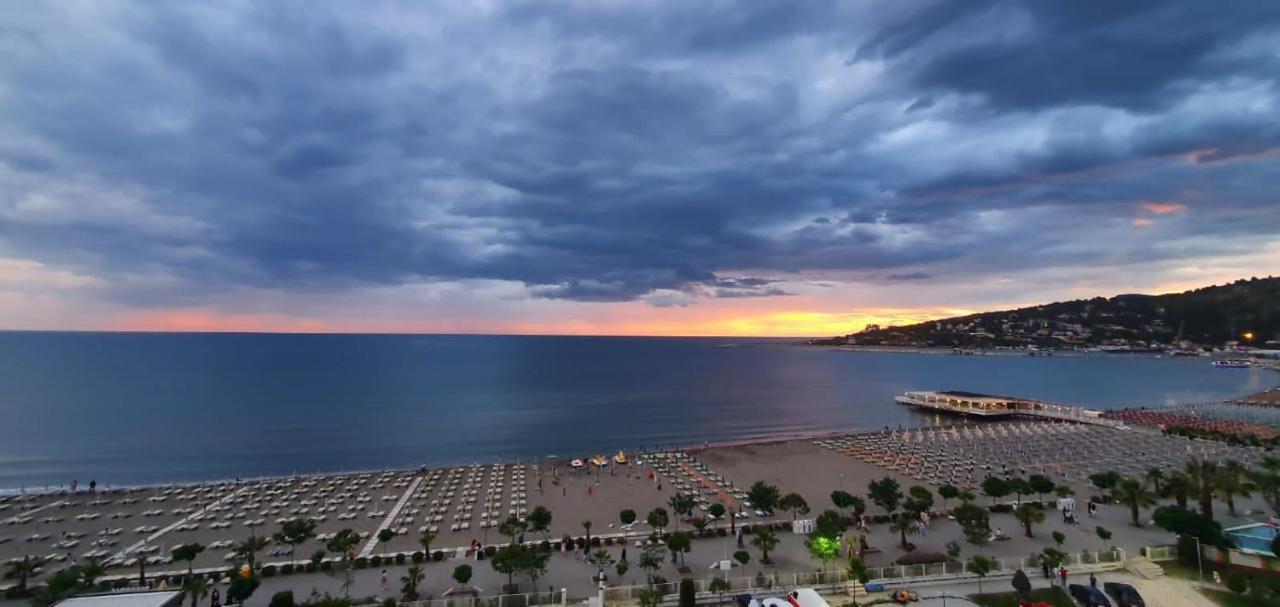 Nada Seaview Apartment *