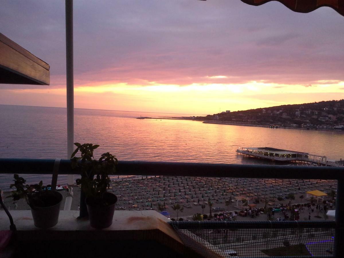 Nada Seaview Apartment Shengjin